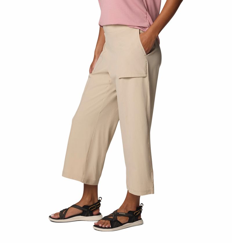 Pantalon-Para-Mujer-Capri-Boundless-Beauty™-Beige-Columbia