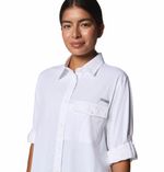 Blusa-Para-Mujer-Manga-Larga-PFG-Wild-Cast™-Blanca-Vestuario