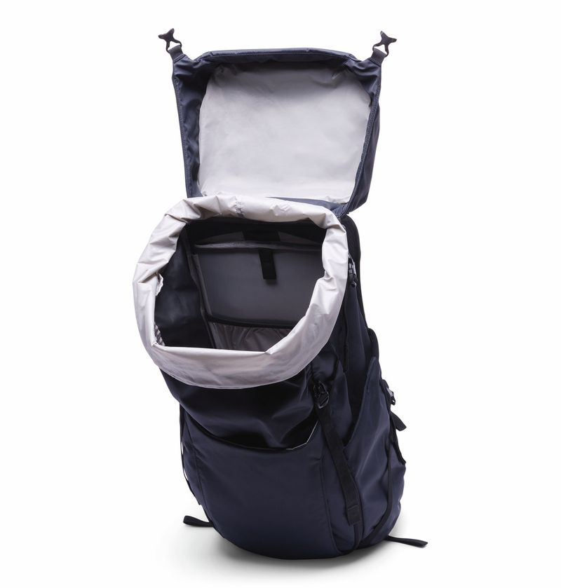 Mochila-60L-Triple-Canyon™-Negro-Columbia